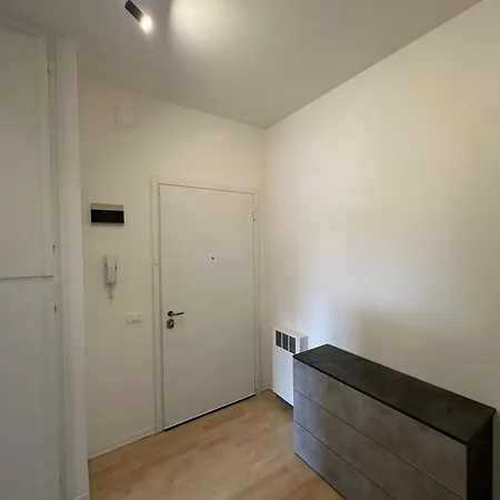 Hotel Olimpia House - Accoglienti In Posizione Strategica
