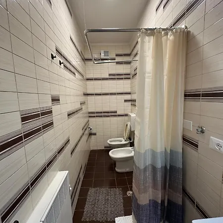Olimpia House - Accoglienti In Posizione Strategica Hotel Reggio nell'Emilia